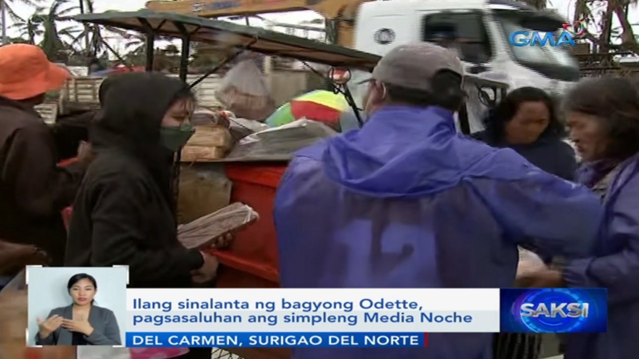 Ilang sinalanta ng bagyong Odette, pagsasaluhan ang simpleng Media Noche | Saksi