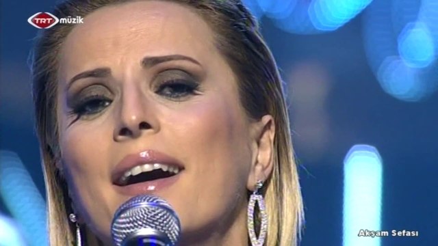 Ayşen Birgör / Gözlerin bir aşk bilmecesi sorar gibi