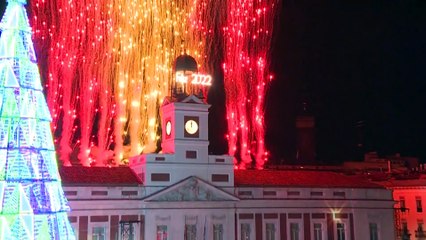 شاهد: هكذا ودَّع العالم 2021 واستقبل العام الجديد 2020 رغم كورونا