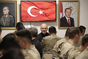 Bakan Soylu, yılın ilk gününe Cudi Üs Bölgesi'ndeki askerlerle kahvaltı ederek başladı