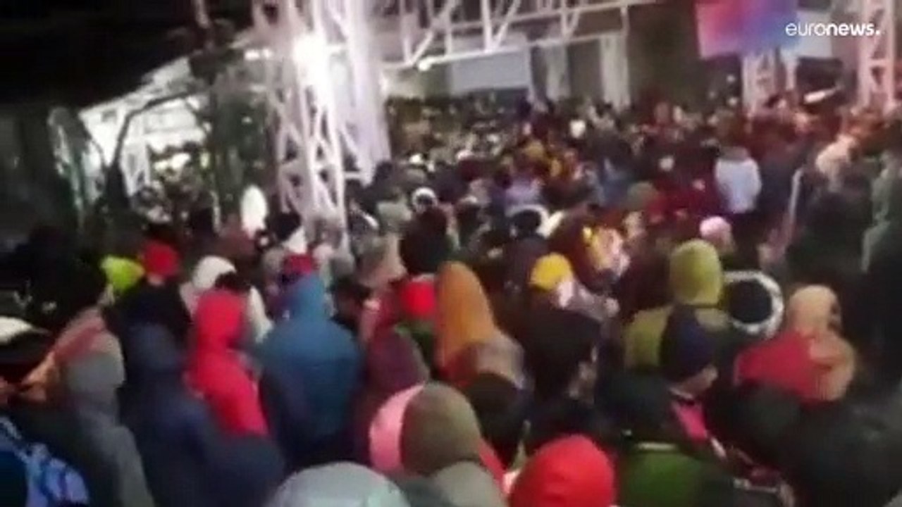 مقتل 12 شخصا على الأقل في تدافع عند مزار ديني في كشمير