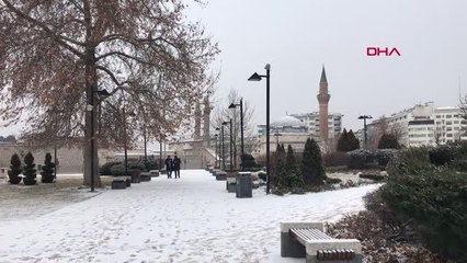 SİVAS YENİ YILA KAR YAĞIŞIYLA BAŞLADI