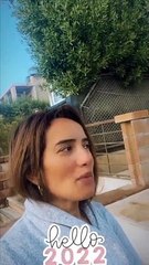 زينة تتقمص شخصية قاتلة زوجها: يا ريت نبدأ السنة الجديدة بالتسامح والحب