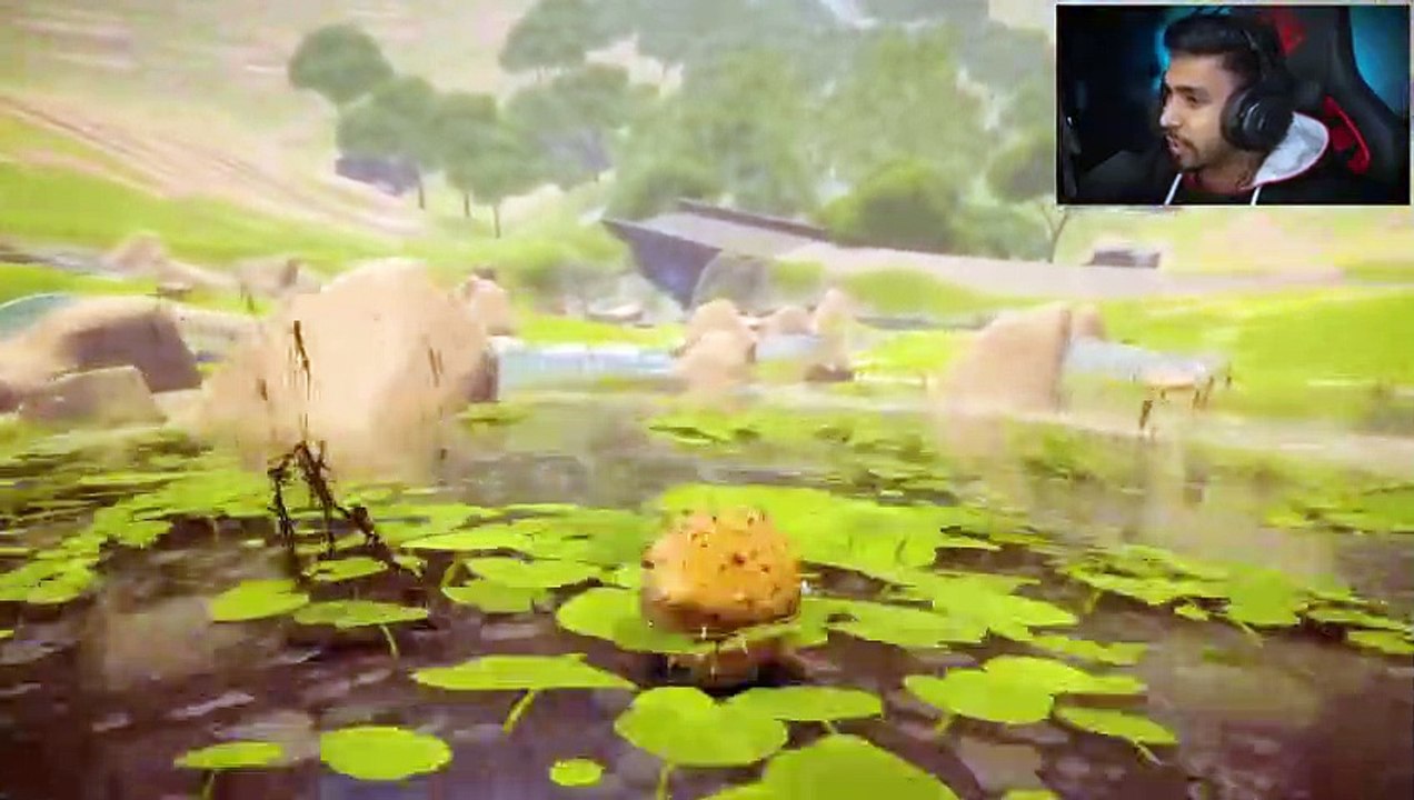 Techno Gamerz BECAME A PUFFERFISH AND ESCAPED MY BOWL