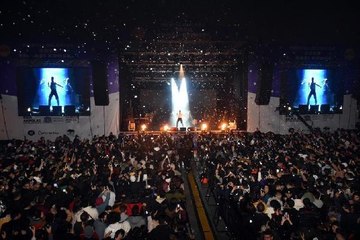 BEŞİKTAŞ'TA YENİ YIL COŞKUSU EDİS VE OZAN DOĞULU İLE YAŞANDI