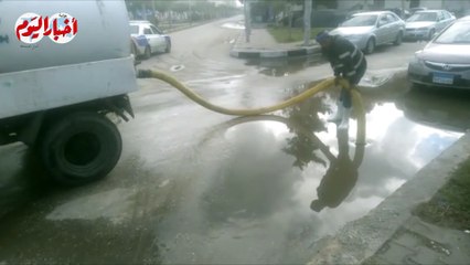 بدء شفط مطر ليلة الامس الغزير من شوارع بورسعيد وبورفؤاد