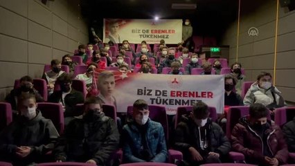 "Kesişme; İyi ki Varsın Eren" filmini adları "Eren" olan 45 liseli izledi