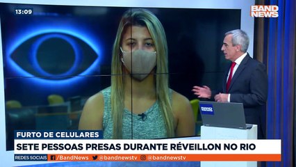 Arrastão no Rio: Pelo menos 7 pessoas foram presas durante o Réveillon em Copacabana. De acordo com a Polícia Militar, as prisões aconteceram por furto de celulares e cordões.Saiba mais em http://youtube.com.br/bandjornalismo