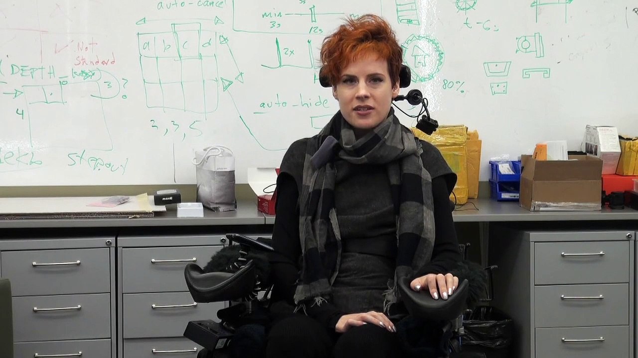 Carolyn - Tecla Access