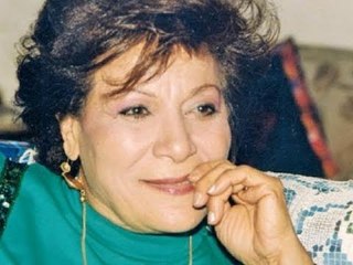 الوطن داخل منزل عايدة عبدالعزيز بعد إصابتها بالزهايمر