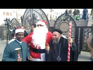 أبونا وشيخنا وبابا نويل.. الوحدة الوطنية تتجلى في الكاتدرائية