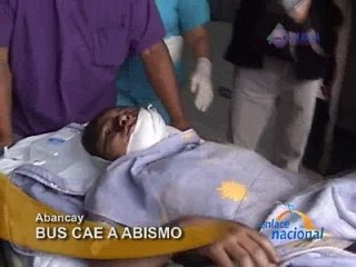 BUS CAE A ABISMO  - ABANCAY