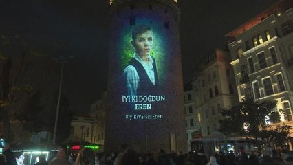 Galata Kulesi'nde şehit Eren Bülbül'ün doğum gününe özel video gösterisi yapıldı