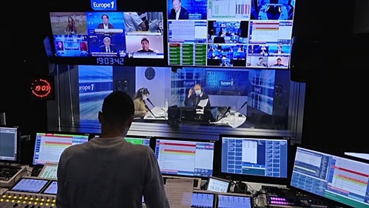 Nouvel An : malgré le Covid-19, la tradition du bain du 1er janvier persiste à Vallauris