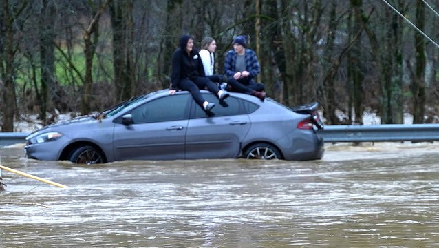 Heavy rain prompts water rescues in Southeast