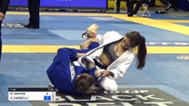 female Jiu-Jitsu fight　道着が乱れ過ぎな柔術試合