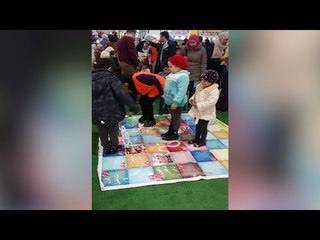 محمد صلاح والسلم والدخان..  جناح مكافحة المخدرات يجذب زوار معرض الكتاب