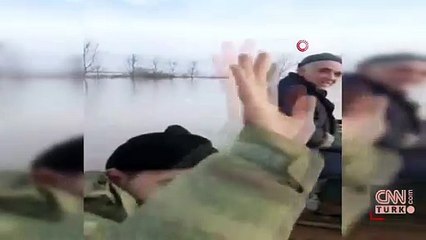 Tarlalarını kayıkla gezdiler | Video Haber