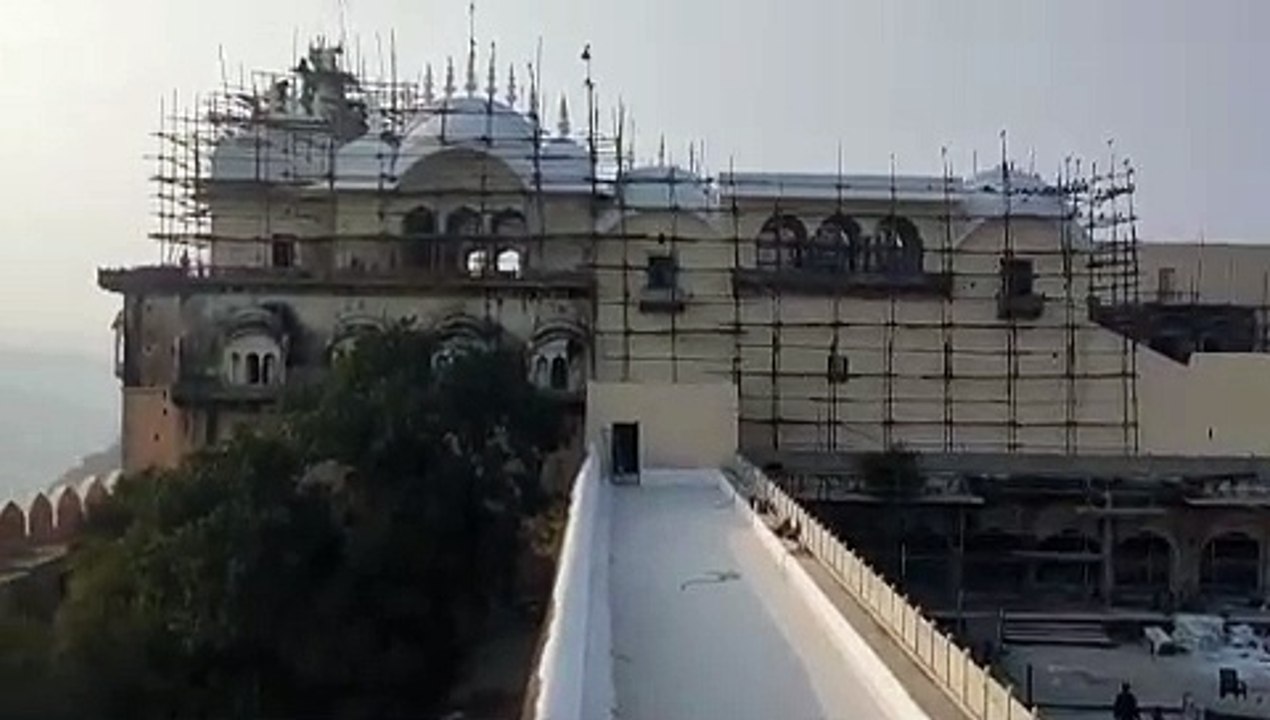 बाला किला और सिलीसेढ़ में उमड़ रहे पर्यटक, किले...