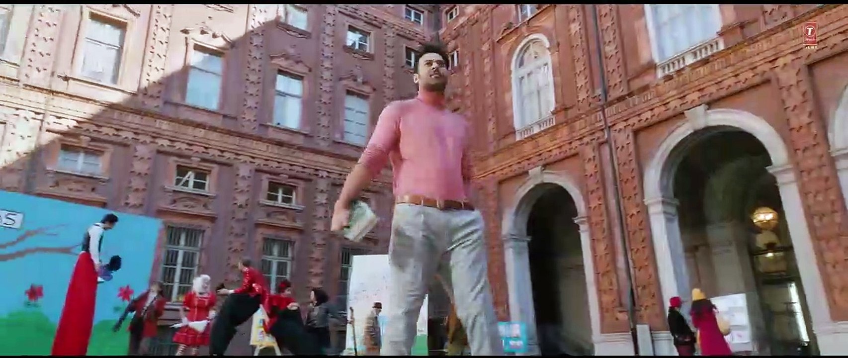 Radhe Shyam Bande-annonce VO (2022) Prabhas Raju, Pooja Hegde