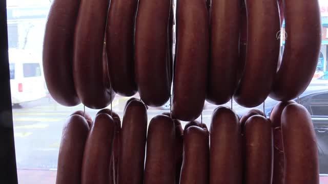 AFYONKARAHİSAR - Gastronomi şehri Afyonkarahisar'ın damak çatlatan lezzeti külde sucuk