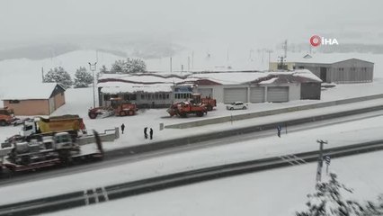 Kar ve tipi ulaşımda aksamalara neden oldu