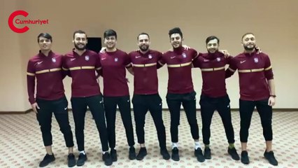 Paralarını alamayan Ofspor futbolcularından başkana ‘Fesuphanallah’ şarkısıyla gönderme