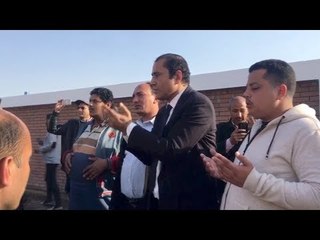 تجمع عشرات المواطنين أمام مقابر أسرة مبارك لوداعه عقب دفنه