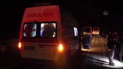 Otomobil ile tırın çarpıştığı kazada 3 kişi yaralandı