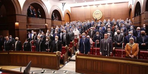 تفاصيل قانون العمل الجديد بعد موافقة «الشيوخ».. الإجازات تصل لـ45 يوما