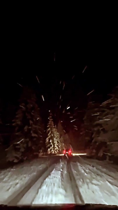 VALBONA BY NIGHT