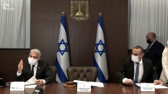 Israel bombardeia Gaza após lançamento de foguetes