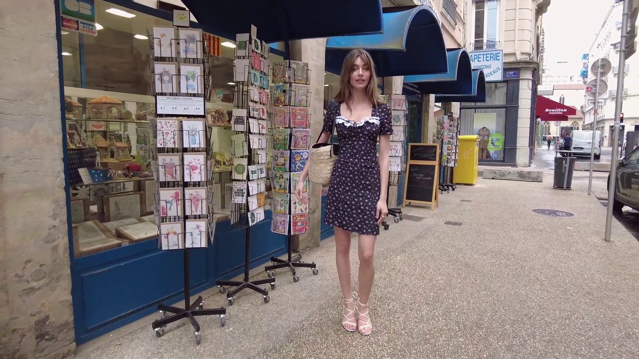 Mara Lafontan show the most trendy elegant summer dresses