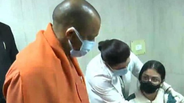 Children's vaccination starts in UP in presence of CM Yogi