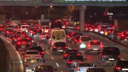 Yılın ilk iş gününde trafik yoğunluğu yüzde 50'yi gördü