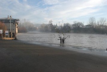 ERİYEN KAR SULARI, BARTIN IRMAĞI'NI YÜKSELTTİ