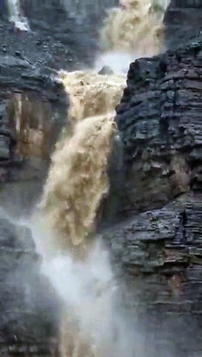 Waterfalls on the road to Jebel Jais in Ras Al Khaimah