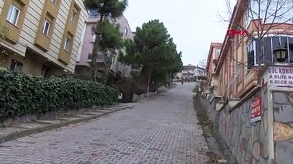 Spor salonundan çıkan genç kadına bıçaklı taciz