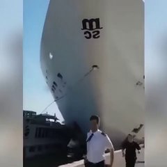 Huge ship accidents