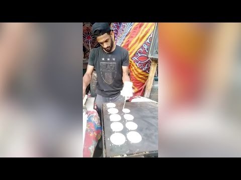 محروس محمد 7 صنايع.. لاعب نادي بني سويف يصنع القطايف بنفسه