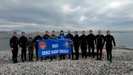 Harp akademisi öğrencileri 1950 metre yüzdü, komşu büyük gerginlik yaşadı