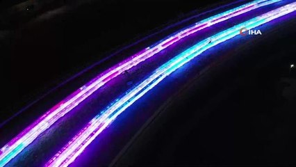 Çin'de 423 metre uzunluğundaki buz kaydırağına büyük ilgi