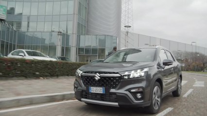 The new Suzuki S-Cross Hybrid Driving in Italy