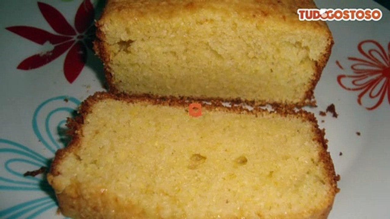 Bolo de queijo com milharina