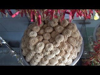 "البيتي يكسب"   إقبال بسيط على شراء الكحك والبسكويت قبل العيد