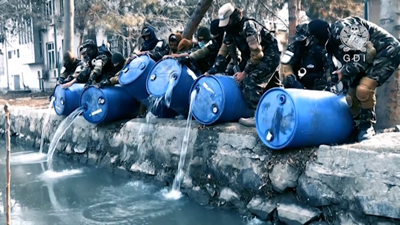 Afghanistan: Taliban leeren Alkohol in Gewässer