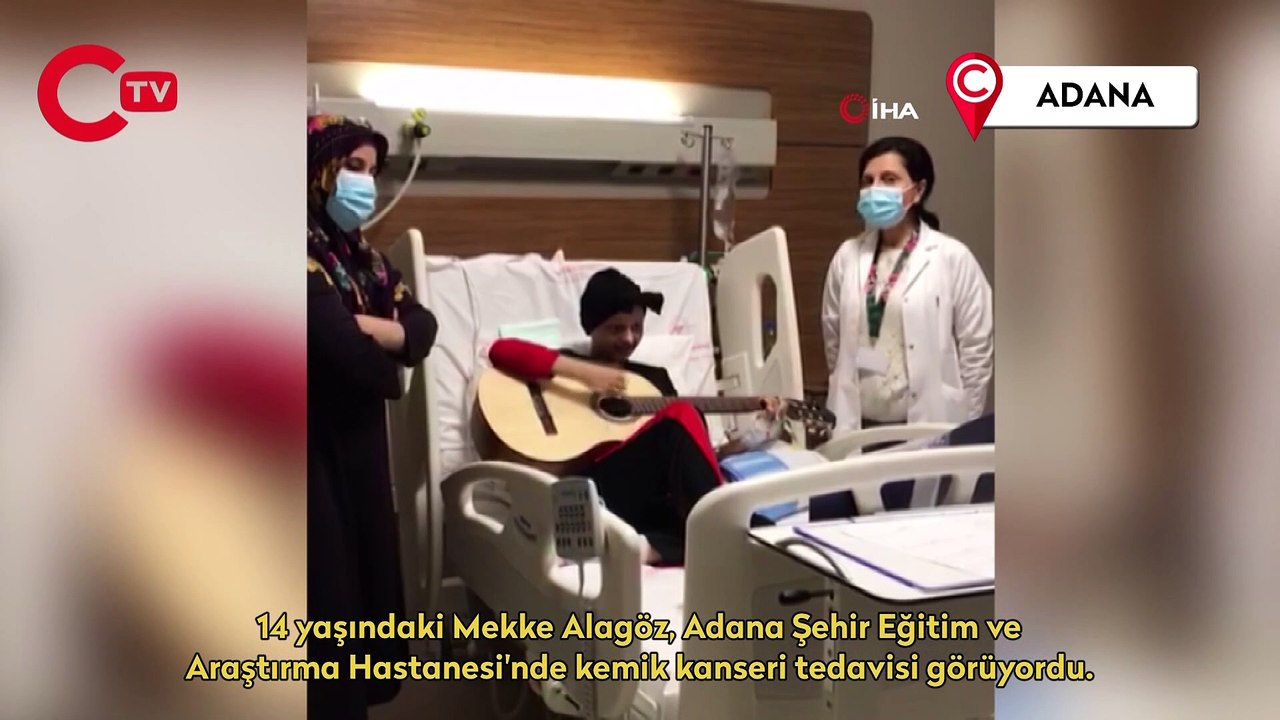 Doktor ve küçük hastasından duygulandıran son kemoterapi şarkısı