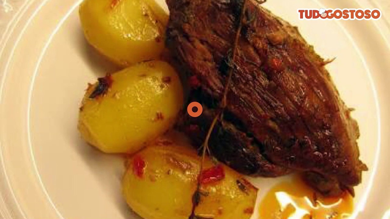 Alcatra assada com batatas