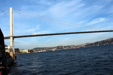 15 TEMMUZ ŞEHİTLER KÖPRÜSÜ'NDE İNTİHAR GİRİŞİMİ TRAFİĞİ