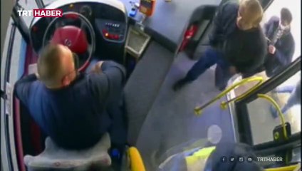 Maskesiz yolcu otobüsten zorla indirildi